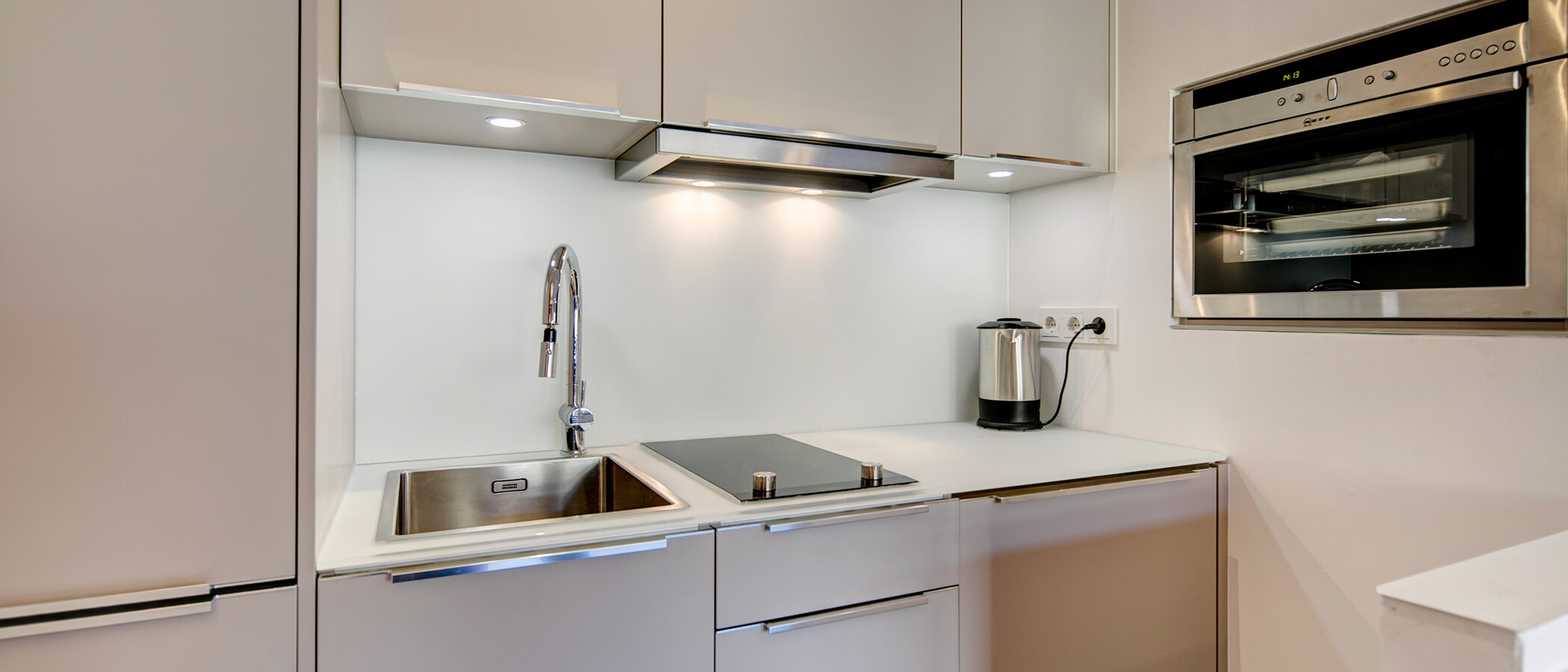 квартира München Maxvorstadt 02 кухня 10269