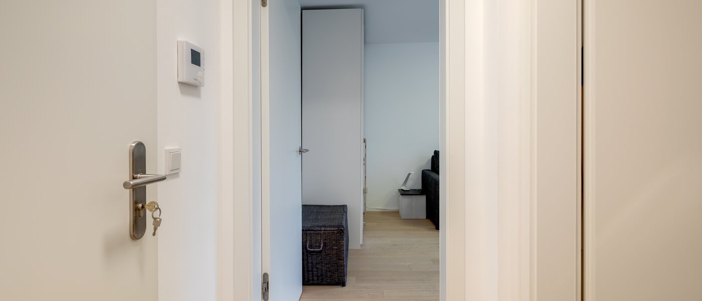 квартира München Nymphenburg 01 коридор 10315