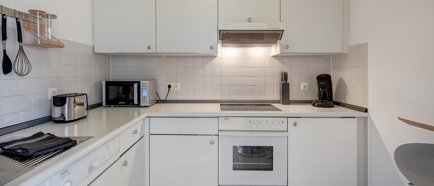квартира München Oberföhring 01 кухня 10330