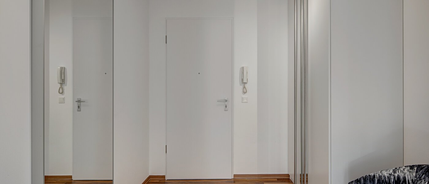 квартира München Oberföhring 03 коридор 10330