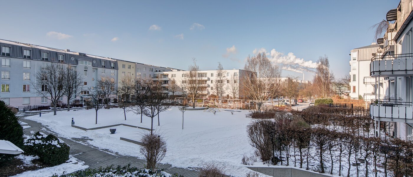 квартира München Oberföhring 01 вид из окна 10330