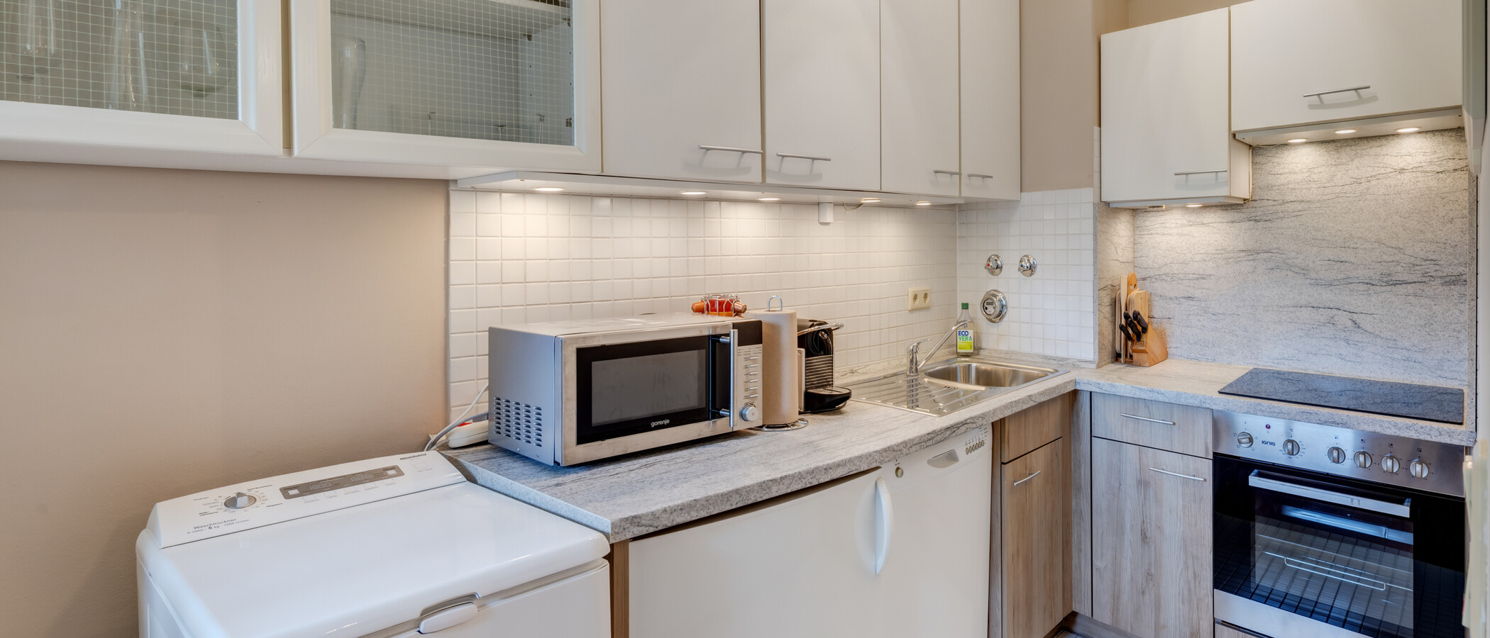 квартира München Maxvorstadt - Universitätsviertel 01 кухня 10343