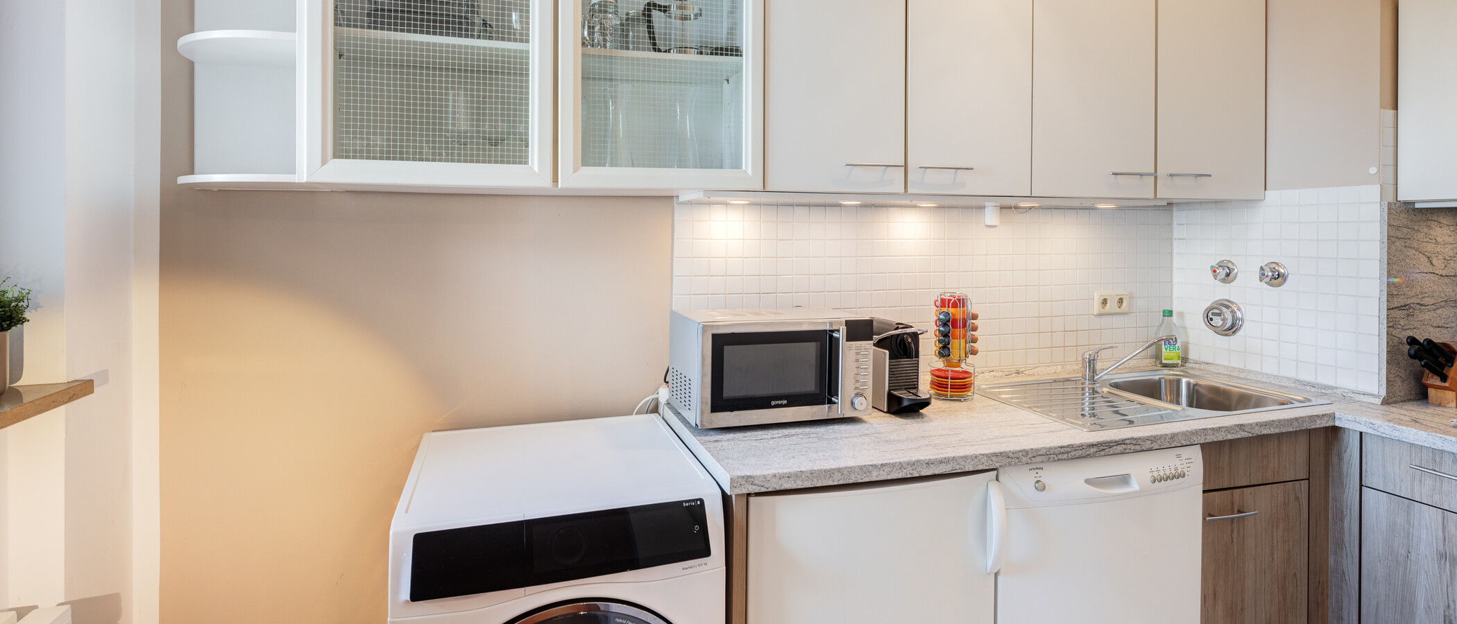 квартира München Maxvorstadt - Universitätsviertel 03 кухня 10343