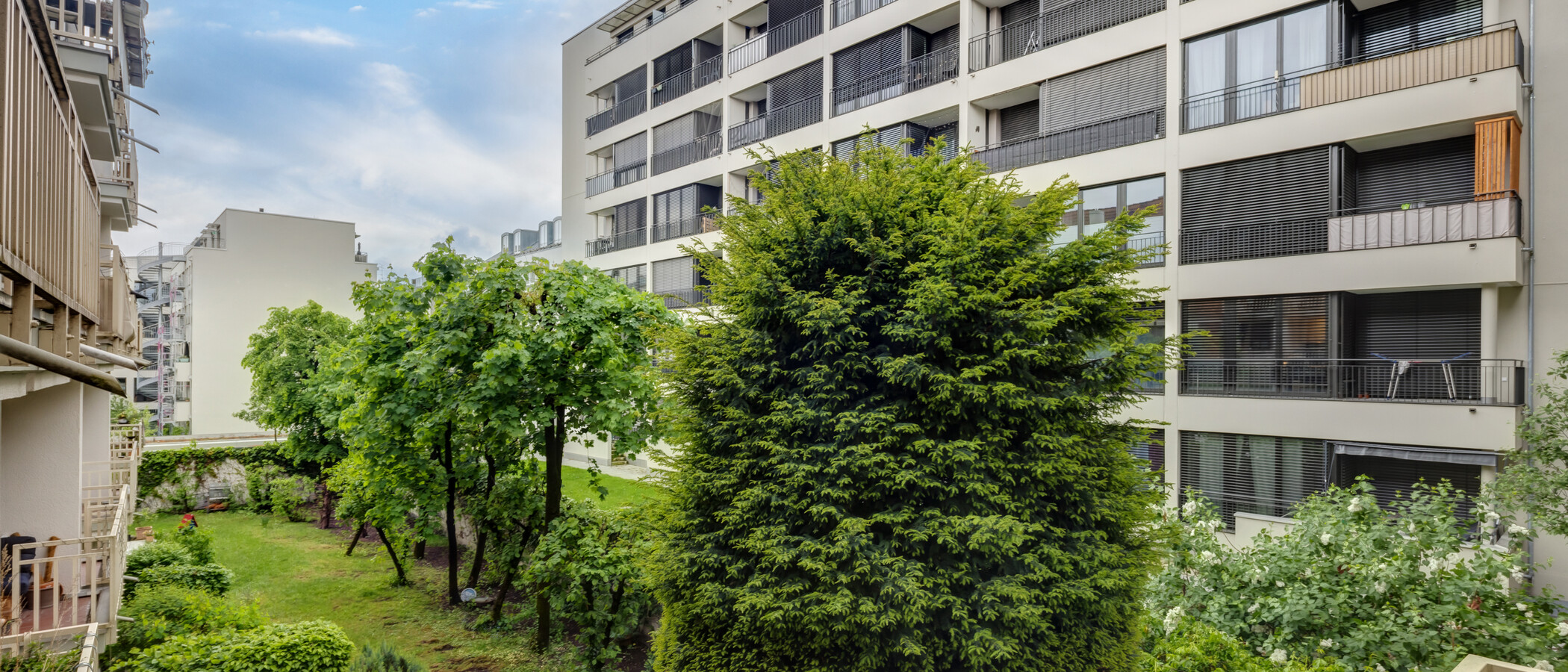 квартира München Maxvorstadt - Universitätsviertel 01 вид из окна 10343