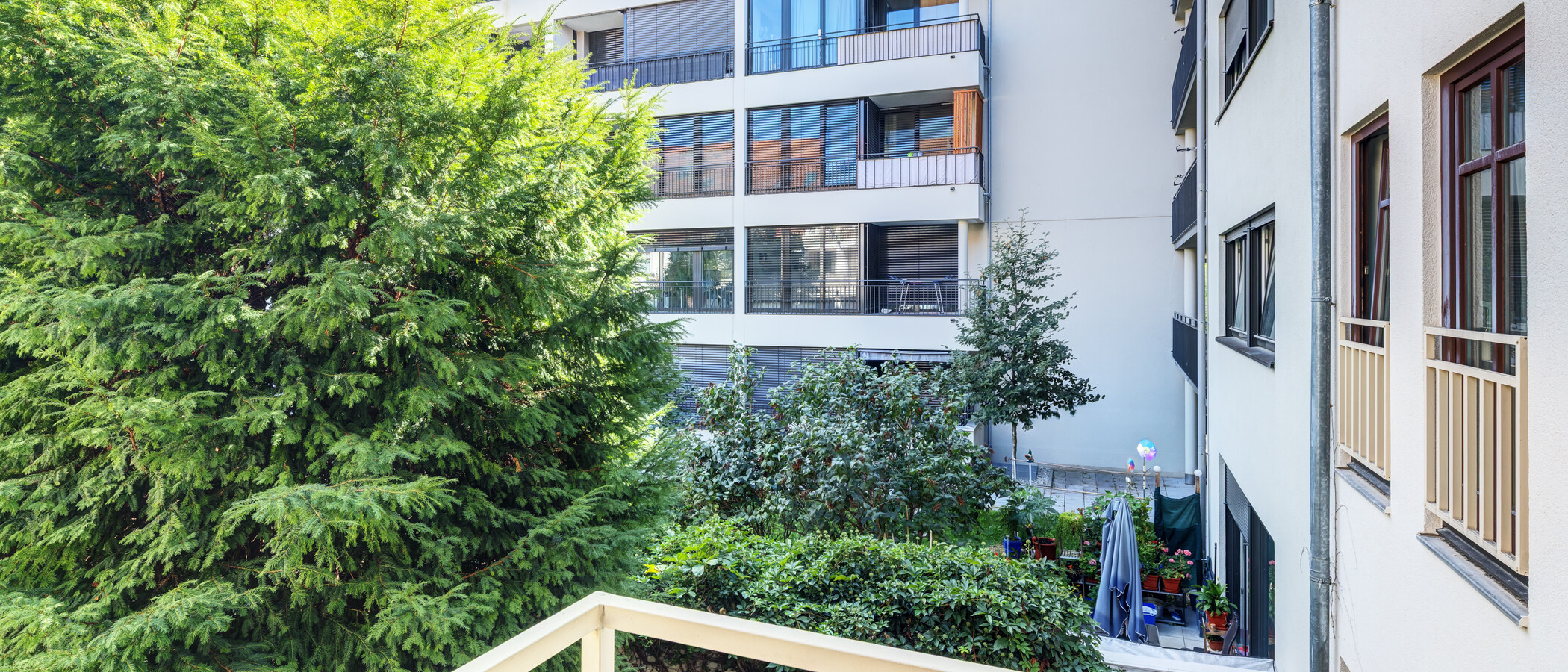 квартира München Maxvorstadt - Universitätsviertel 02 вид из окна 10343