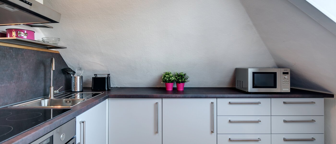 мансардная квартира München Maxvorstadt - Rund um den Josephplatz 02 кухня 10347