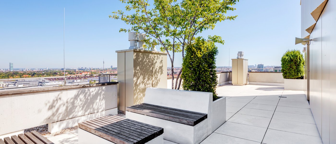 лофт München Nymphenburg 01 общая терраса для жильцов дома 10348