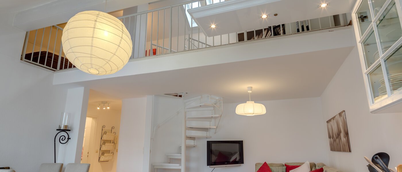 квартира-галерея München Fasangarten 04 гостиная 10367