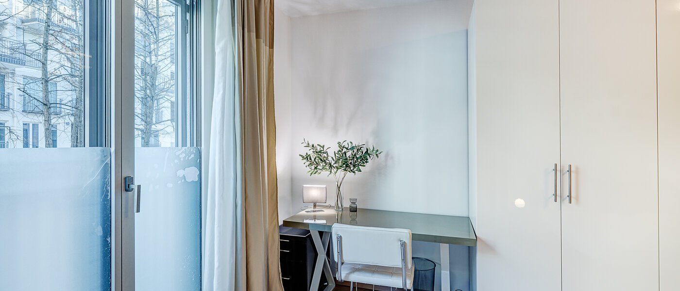 квартира München Maxvorstadt - Westen 04 спальная комната 10381