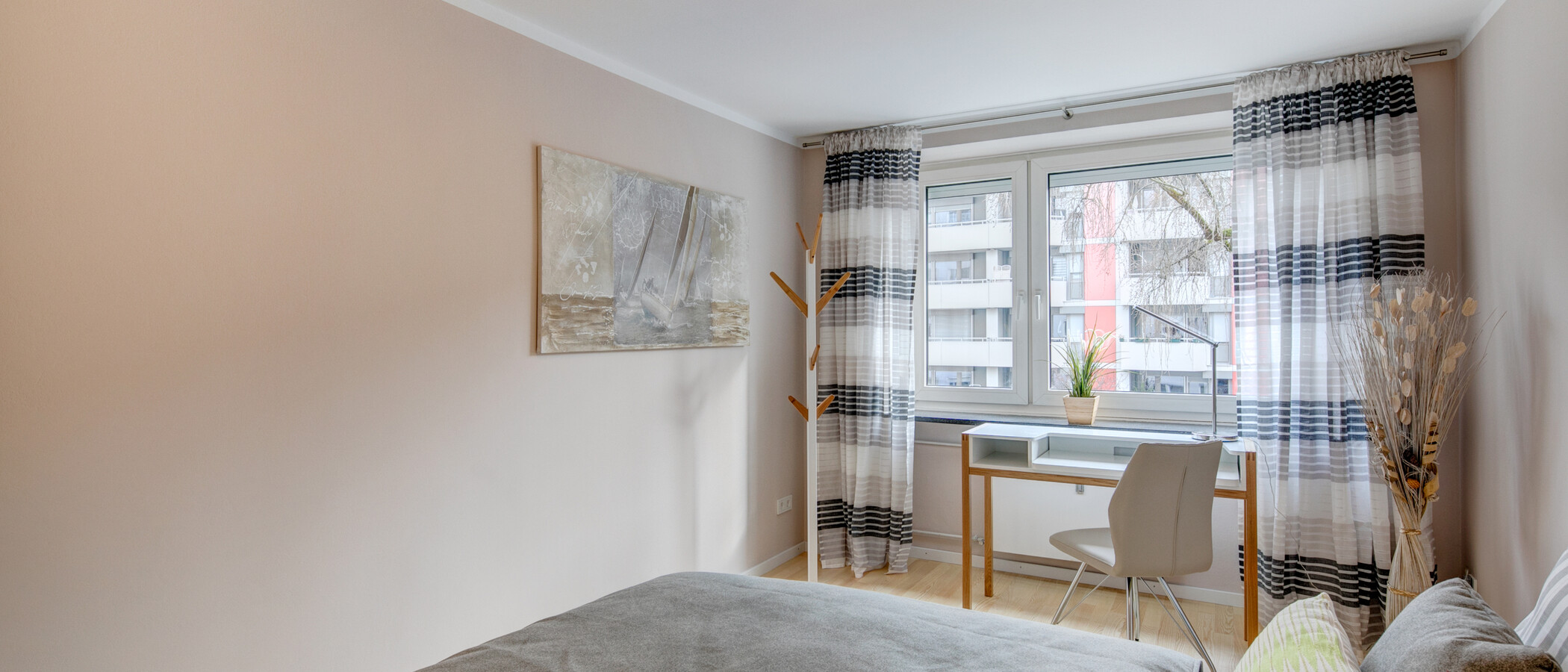 квартира München Schwabing-West (rund um den Bonner Platz) 02 2-я спальная комната 10412