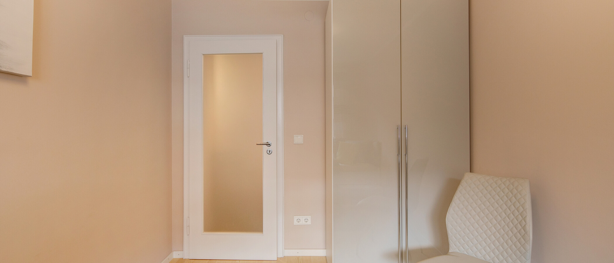 квартира München Schwabing-West (rund um den Bonner Platz) 02 3-я спальная комната 10412