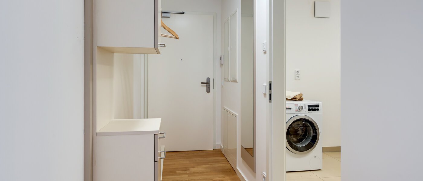 квартира München Am Hart 01 коридор 10423