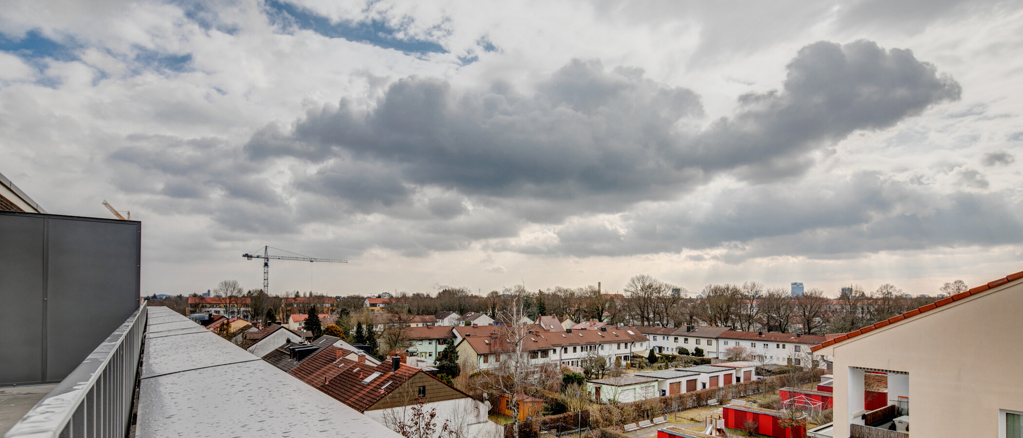 мансардная квартира München Am Hart 01 вид из окна 10439