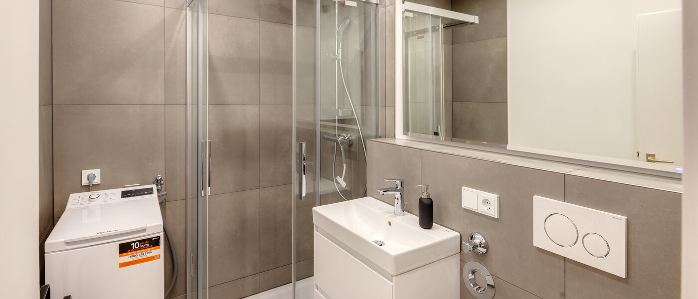 квартира München Schwabing-West (rund um den Hohenzollernplatz) 02 ванная комната 10458