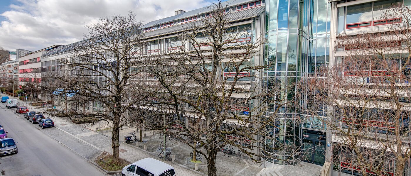 квартира München Berg am Laim 01 вид из окна 10494