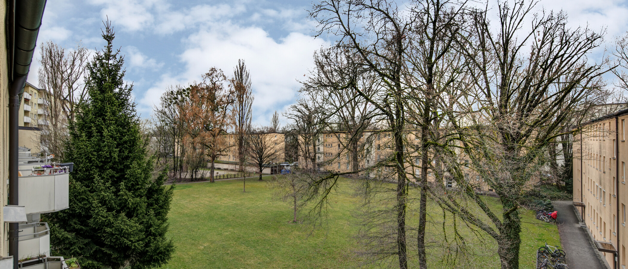квартира München Parkstadt Bogenhausen 01 вид из окна 10517
