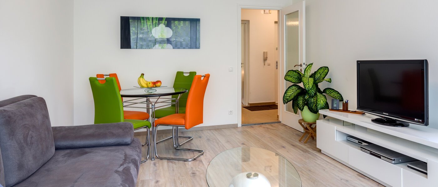 квартира München Haidhausen 03 гостиная 10555