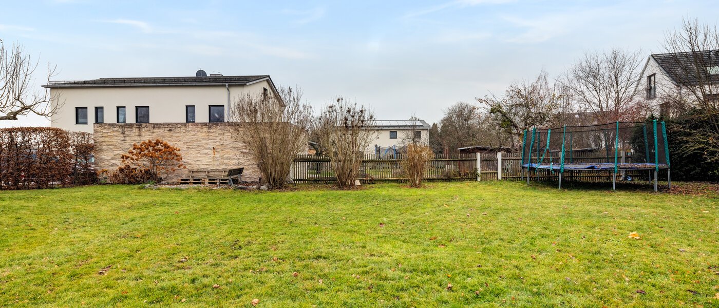 Особняк Olching 04 сад 10562