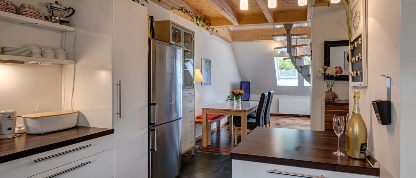 мансардная квартира München Obersendling 03 кухня 10566