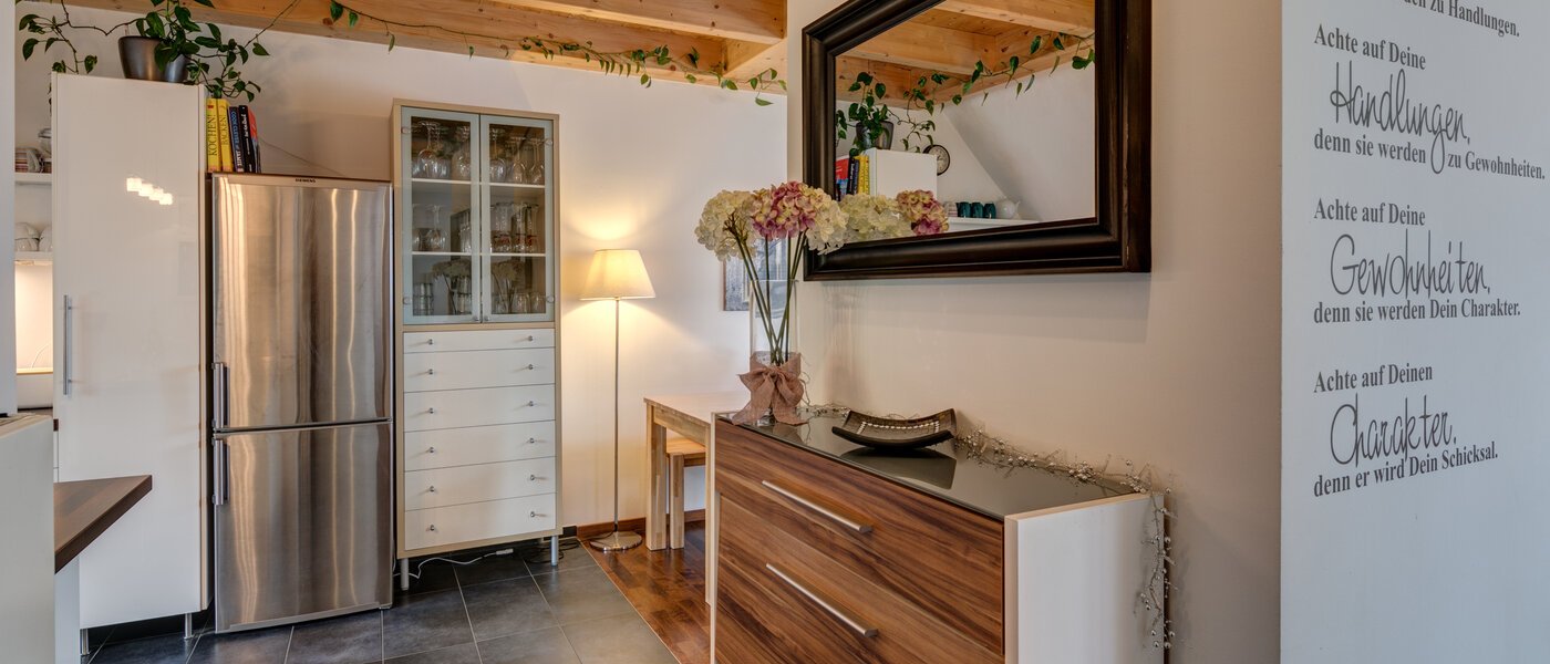 мансардная квартира München Obersendling 01 коридор 10566