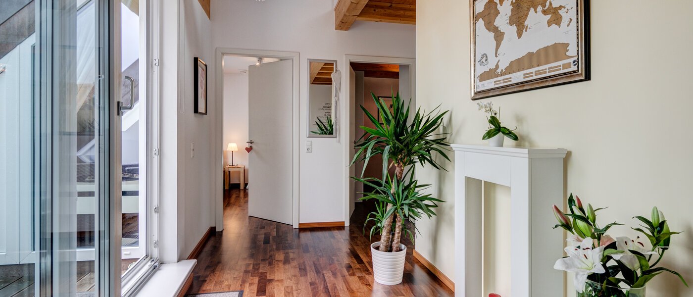 мансардная квартира München Obersendling 04 коридор 10566