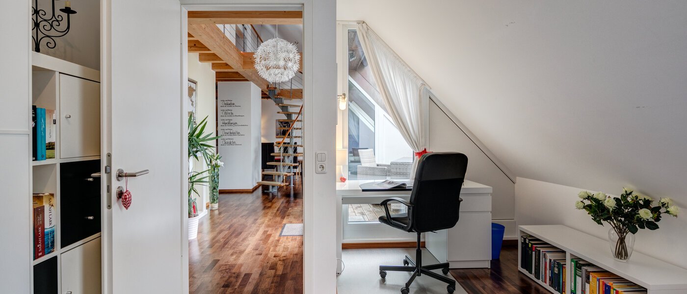 мансардная квартира München Obersendling 02 2-я спальная комната 10566