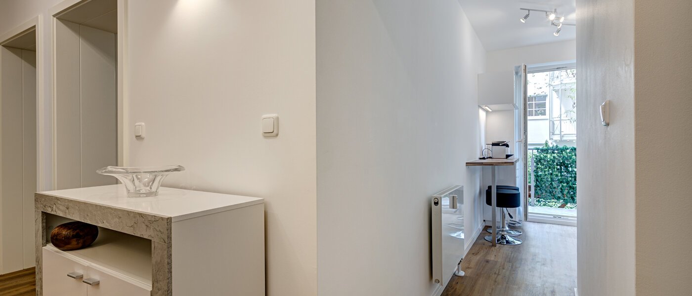 квартира München Westend 04 коридор 10583