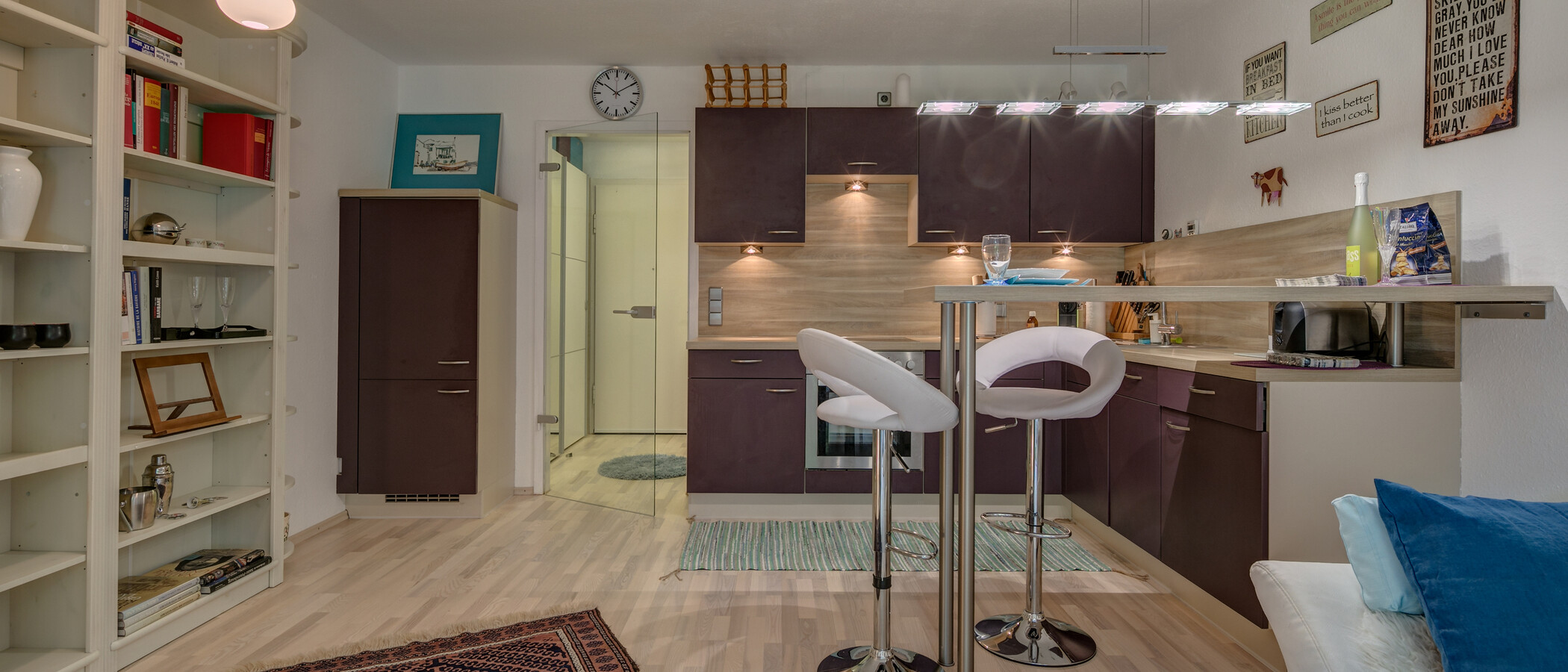 квартира München Schwabing-Georgenschwaige 04 гостиная 10584