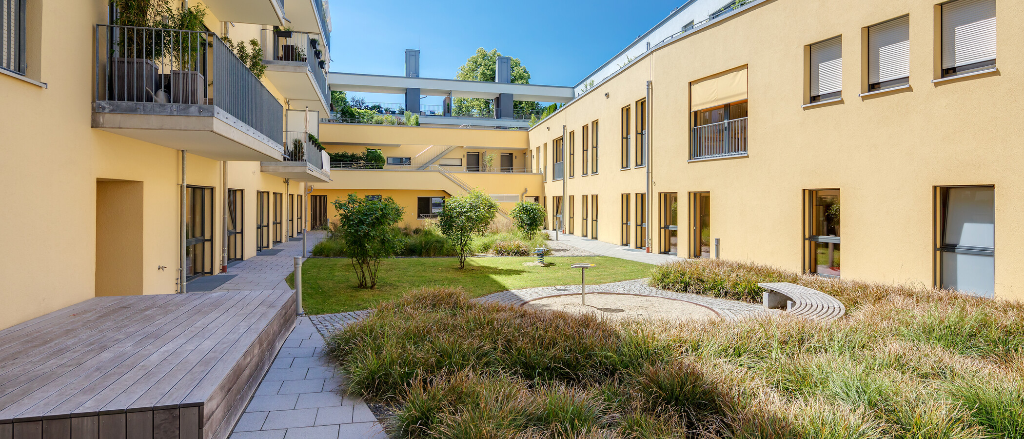 квартира München Schwabing 01 внутренний двор  10614