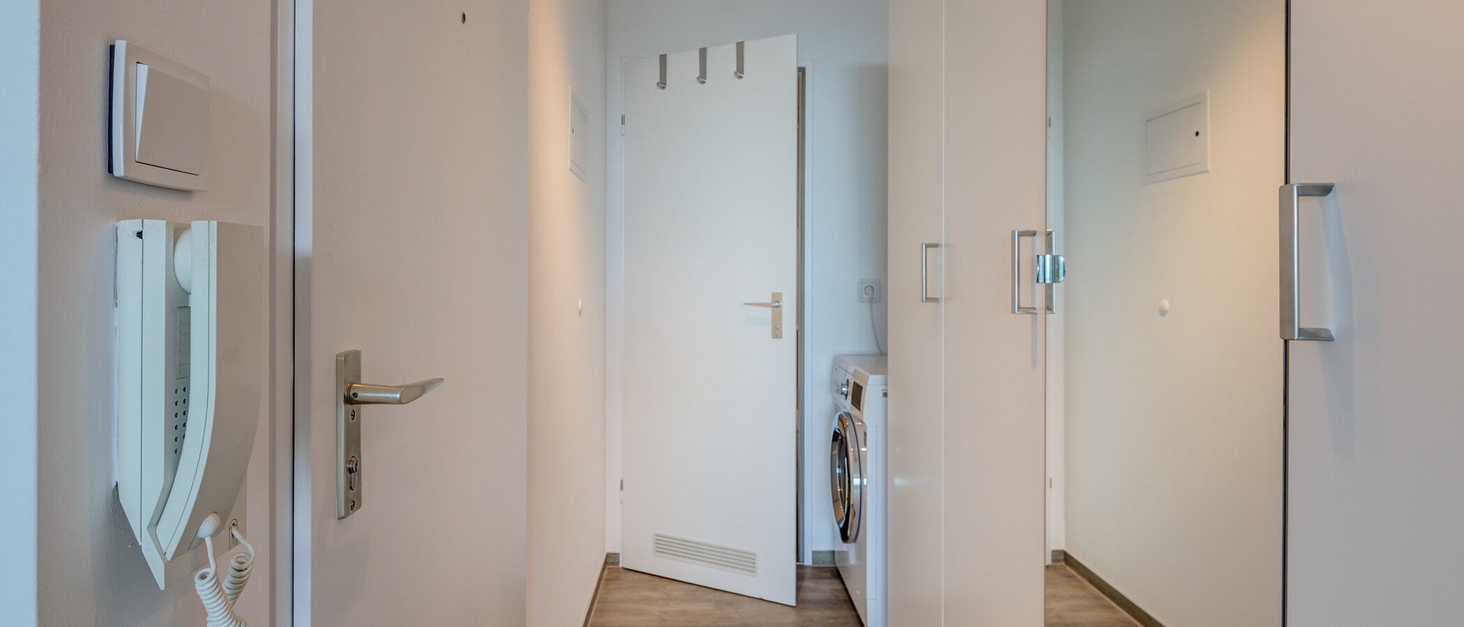 квартира München Neuperlach 02 коридор 10620