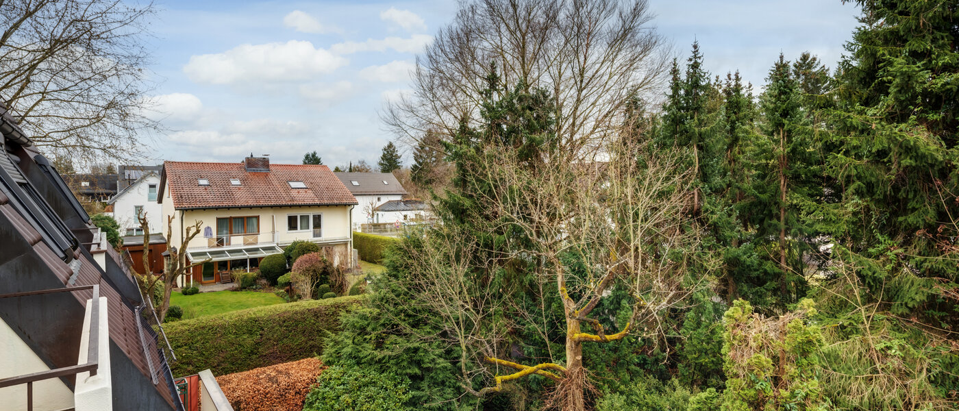 мансардная квартира München Trudering 01 вид из окна 10634