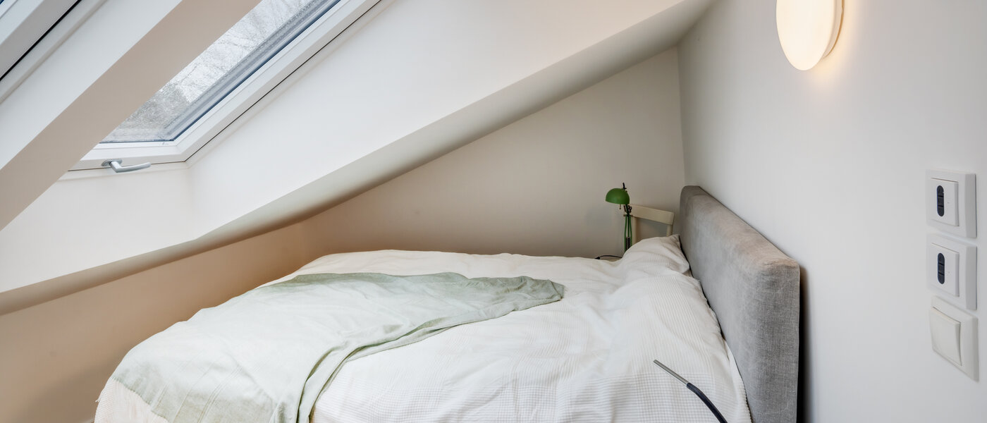 мансардная квартира München Trudering 01 спальная комната 10634