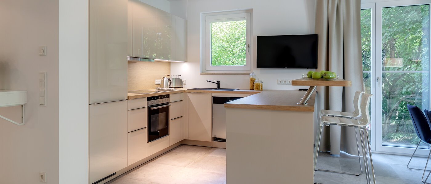 квартира München Bogenhausen 01 кухня 10643