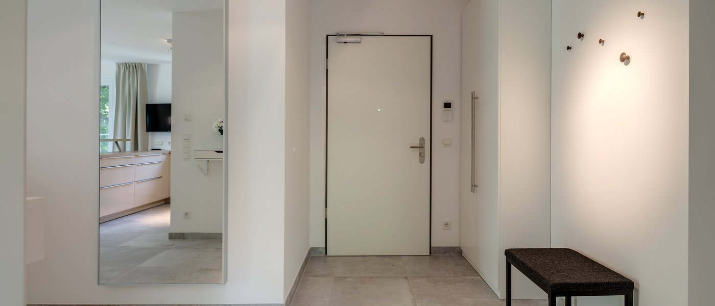 квартира München Bogenhausen 04 коридор 10643