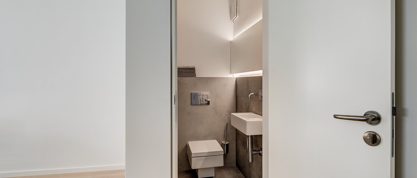 квартира München Schwabing-West 05 коридор 10645