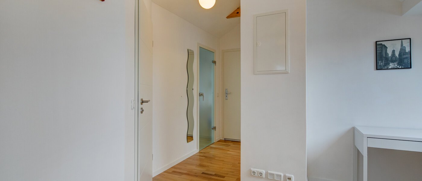 мансардная квартира Eching 02 коридор 10655