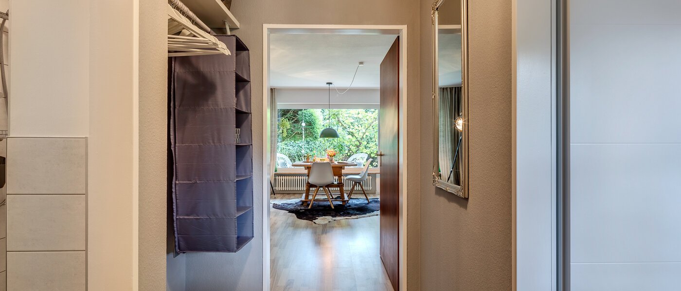 квартира München Lochhausen 01 коридор 10673