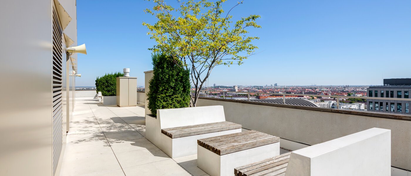 квартира München Nymphenburg 03 общая терраса для жильцов дома 10688