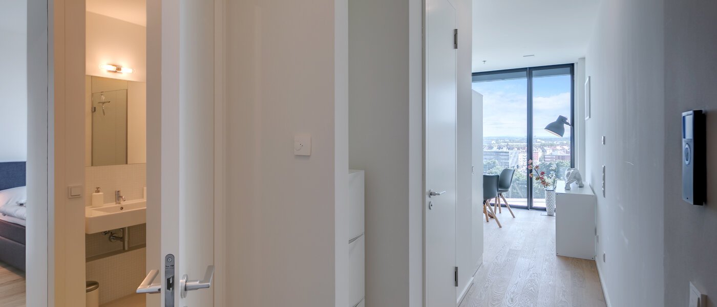 квартира München Nymphenburg 01 коридор 10689