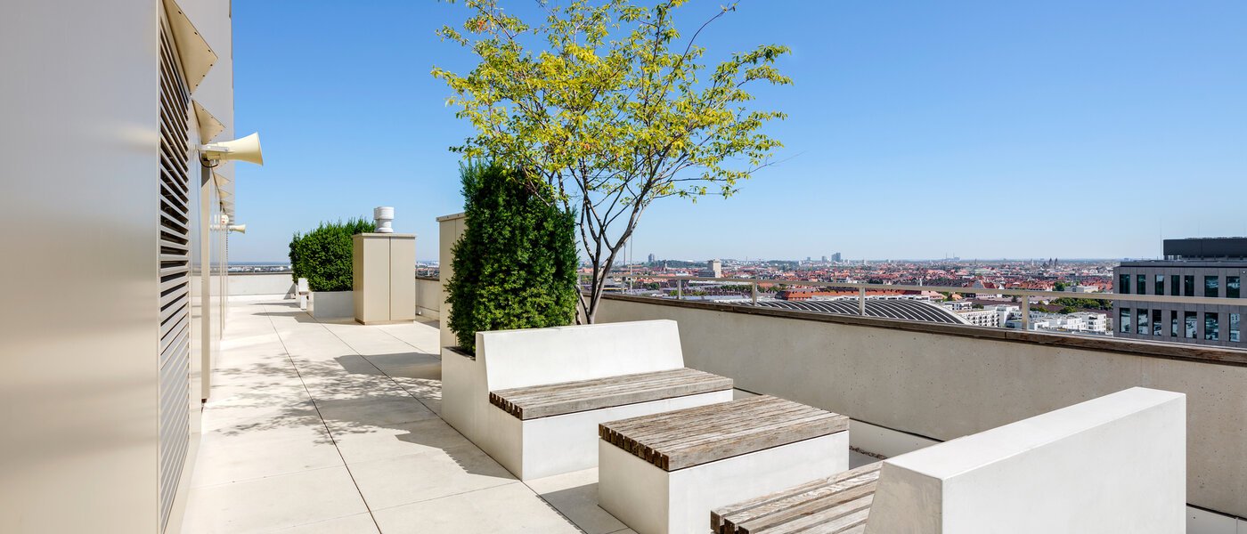 квартира München Nymphenburg 03 общая терраса для жильцов дома 10689