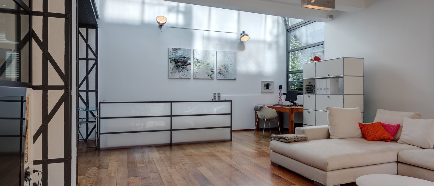 двухэтажная квартира München Isarvorstadt 04 гостиная 10712