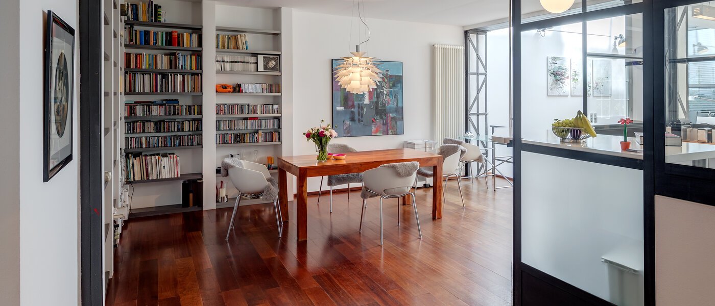 двухэтажная квартира München Isarvorstadt 04 столовая 10712