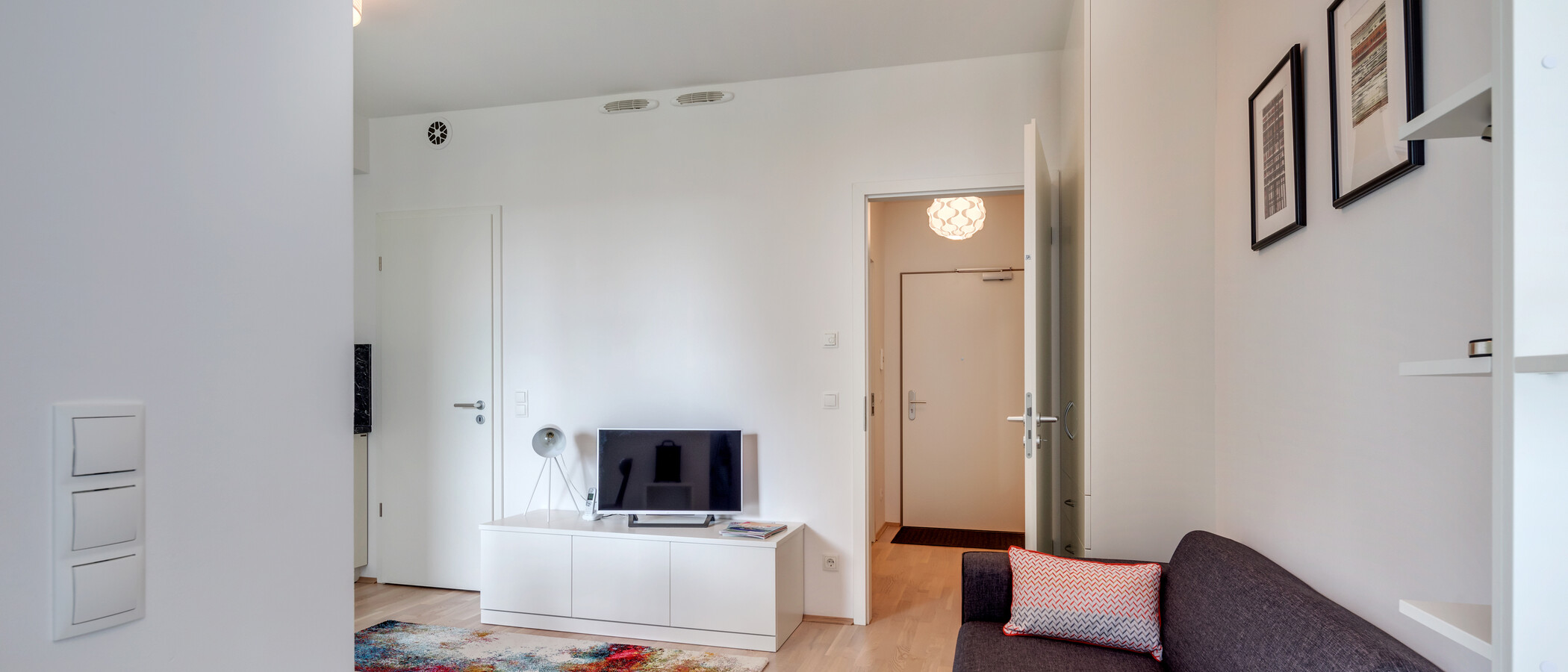 квартира München Milbertshofen 03 гостиная 10739