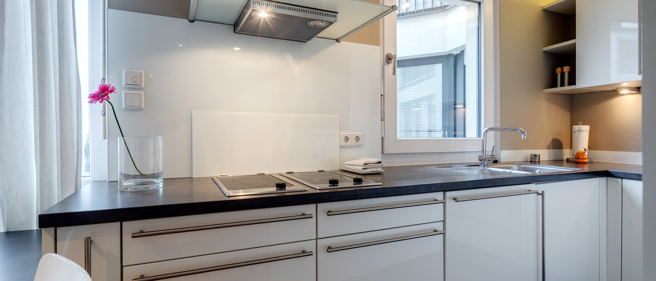 квартира München Maxvorstadt 02 кухня 10752