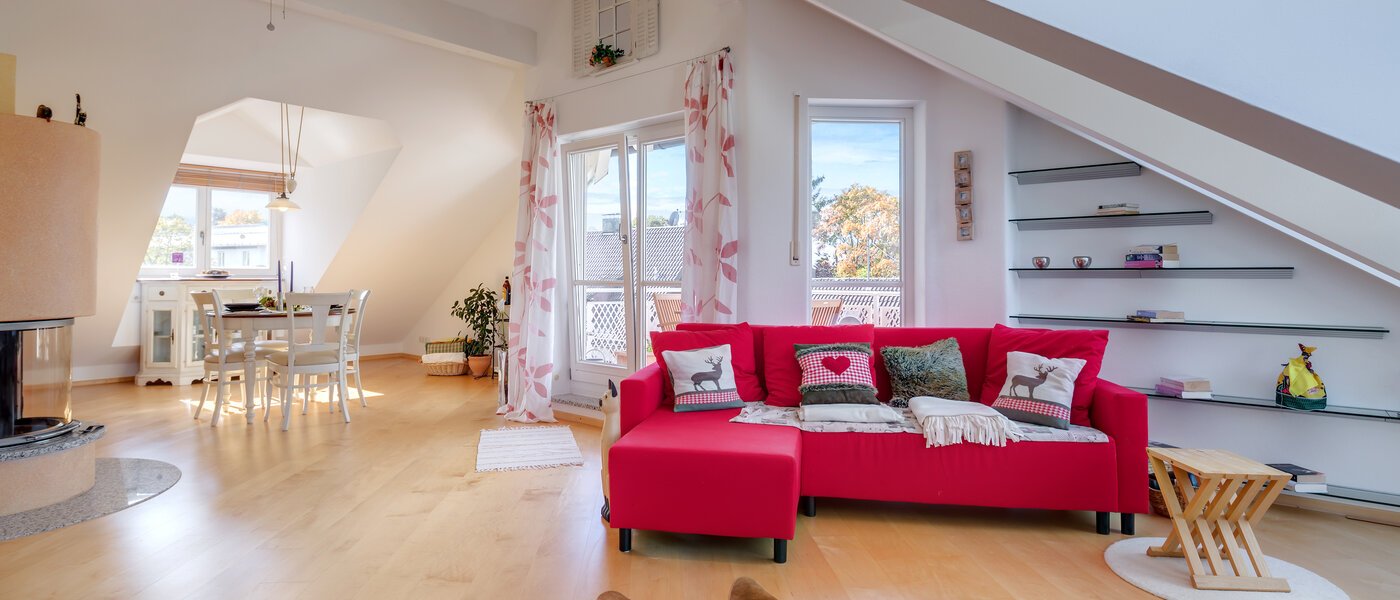 мансардная квартира Neubiberg 01 гостиная 10767