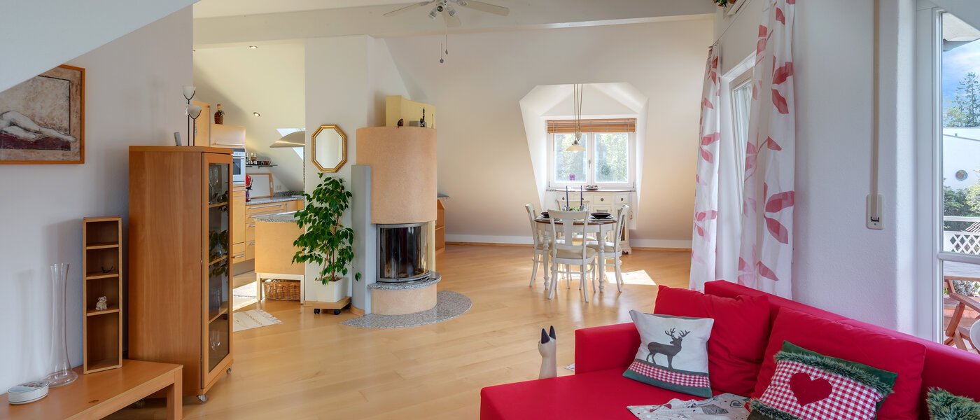 мансардная квартира Neubiberg 04 гостиная 10767