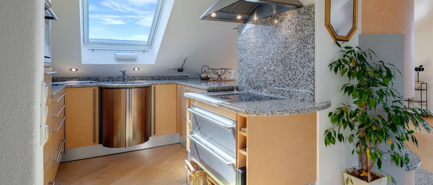 мансардная квартира Neubiberg 02 кухня 10767