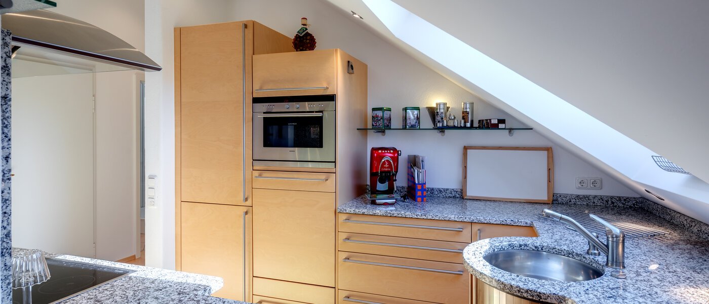 мансардная квартира Neubiberg 03 кухня 10767