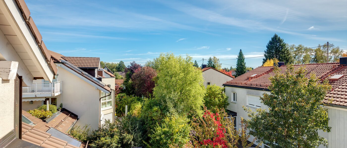 мансардная квартира Neubiberg 02 вид из окна 10767