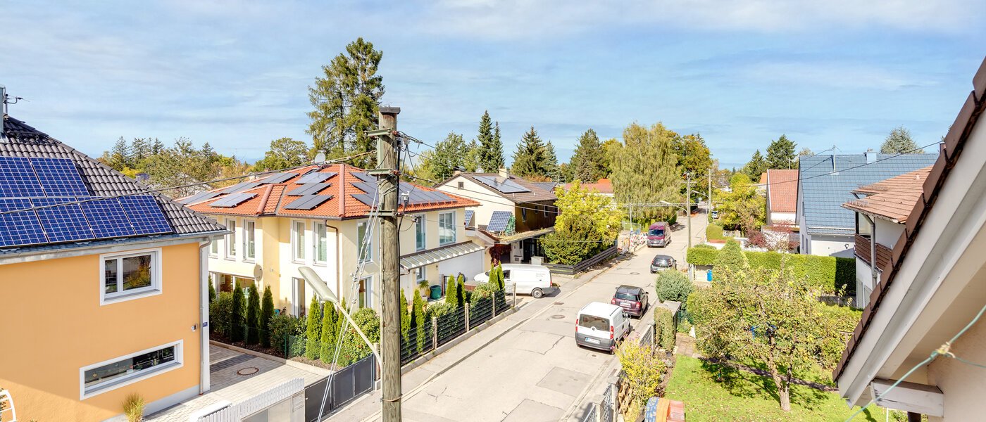 мансардная квартира Neubiberg 05 вид из окна 10767